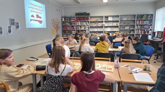 Izziņas stundas par Latviju